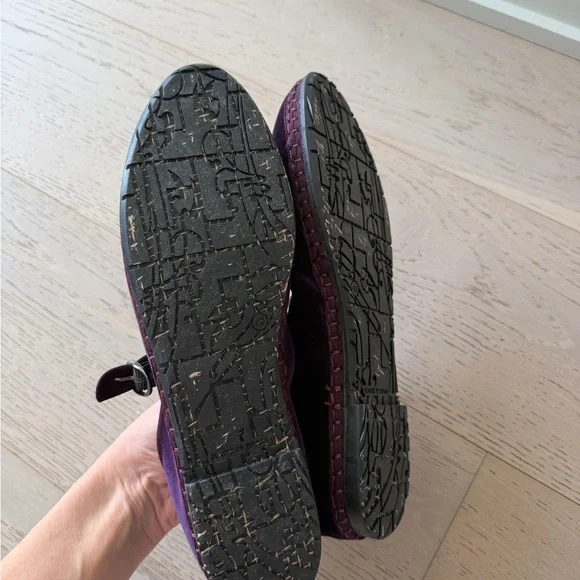 Flabelus Purple Velvet Mary Jane Flats (never worn) - Picture 2 of 3